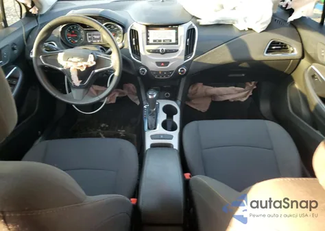 2017 Chevrolet Cruze Ls z USA, uszkodzony, nr VIN 1G1BC5SM0H7234860